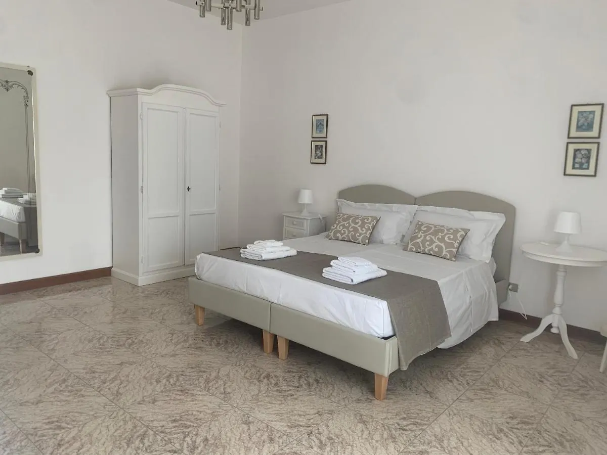 Porta Napoli Rooms Lecce Guest house