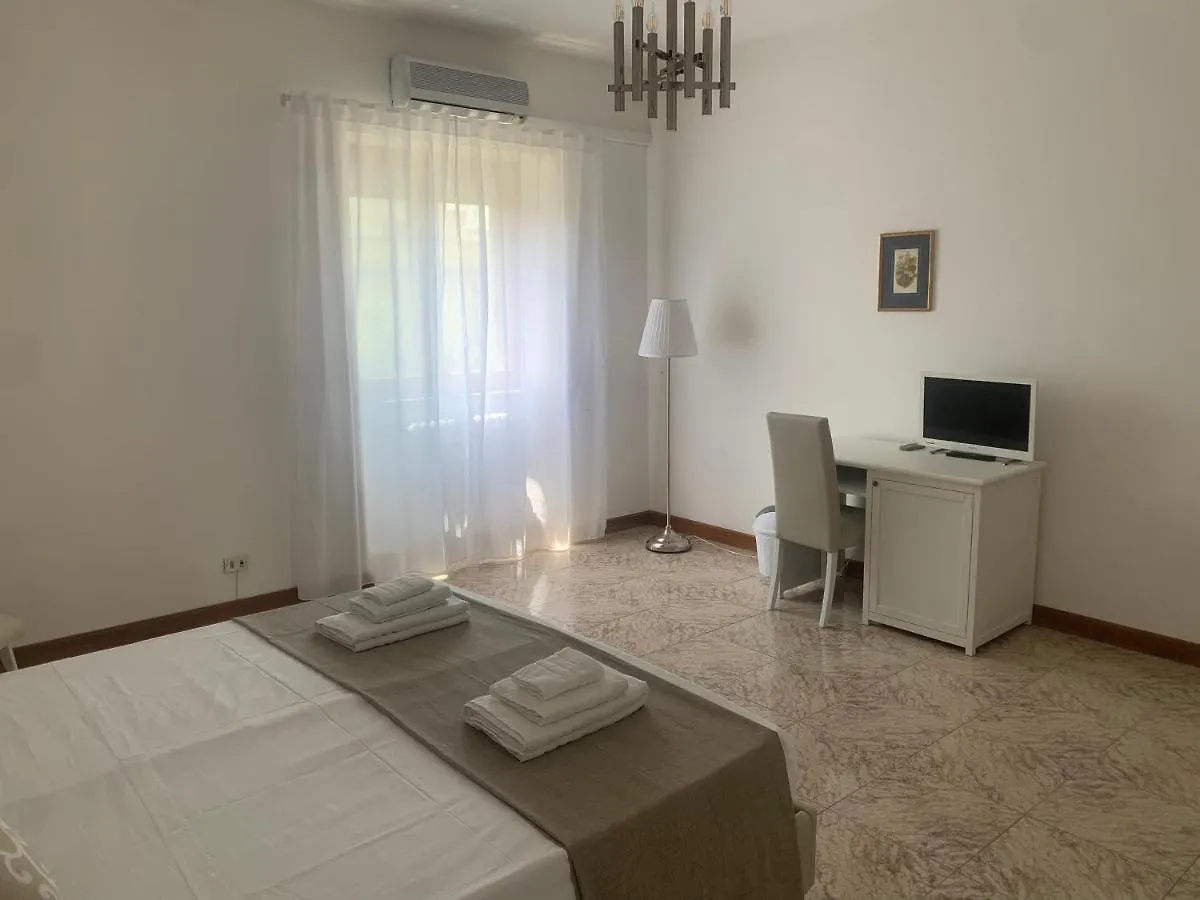 Guest house Porta Napoli Rooms Lecce